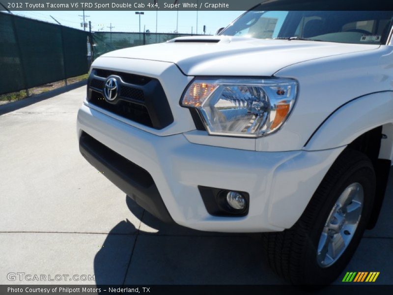 Super White / Graphite 2012 Toyota Tacoma V6 TRD Sport Double Cab 4x4