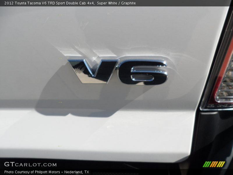Super White / Graphite 2012 Toyota Tacoma V6 TRD Sport Double Cab 4x4