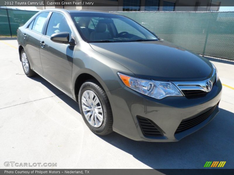 Cypress Green Pearl / Ivory 2012 Toyota Camry LE