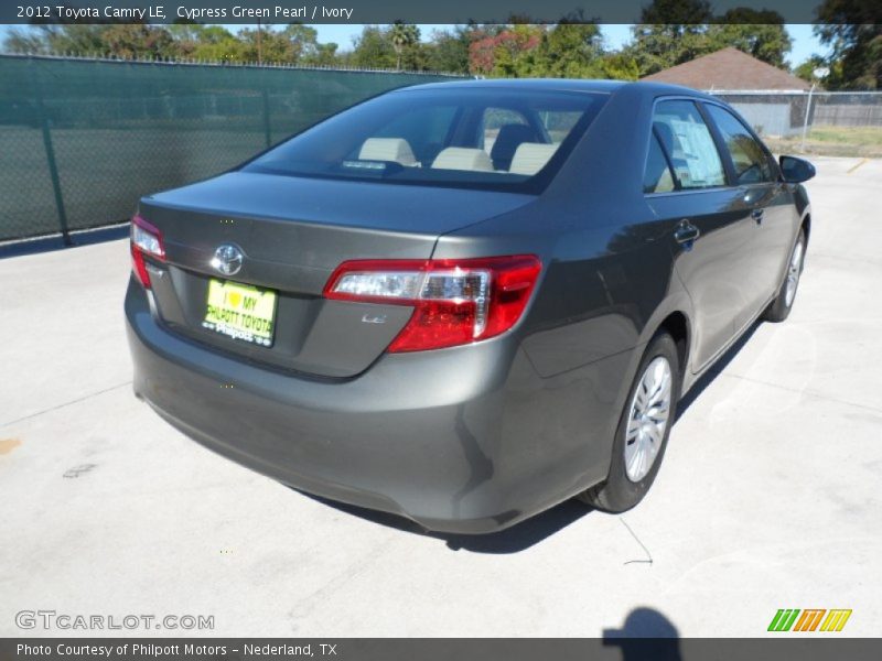 Cypress Green Pearl / Ivory 2012 Toyota Camry LE