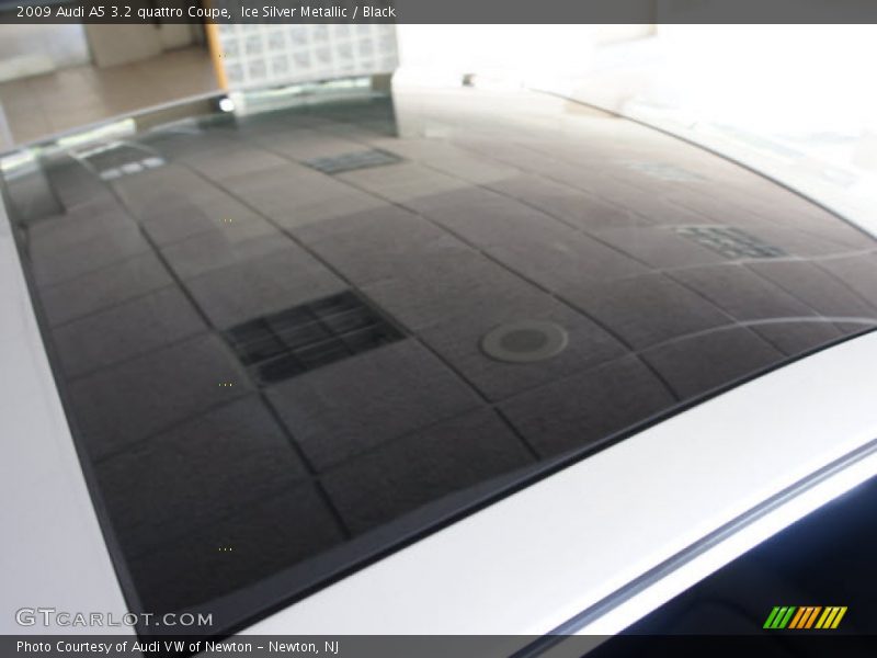 Sunroof of 2009 A5 3.2 quattro Coupe