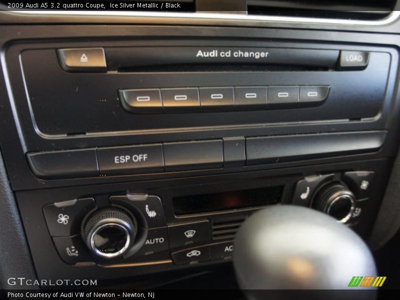 Ice Silver Metallic / Black 2009 Audi A5 3.2 quattro Coupe