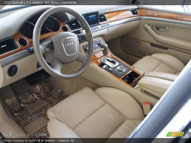 Dashboard of 2007 A8 L 4.2 quattro