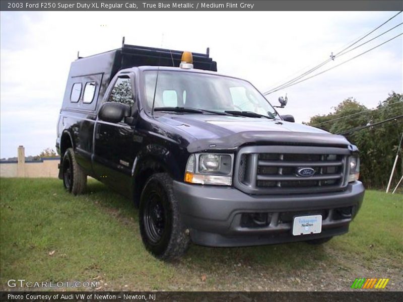 True Blue Metallic / Medium Flint Grey 2003 Ford F250 Super Duty XL Regular Cab