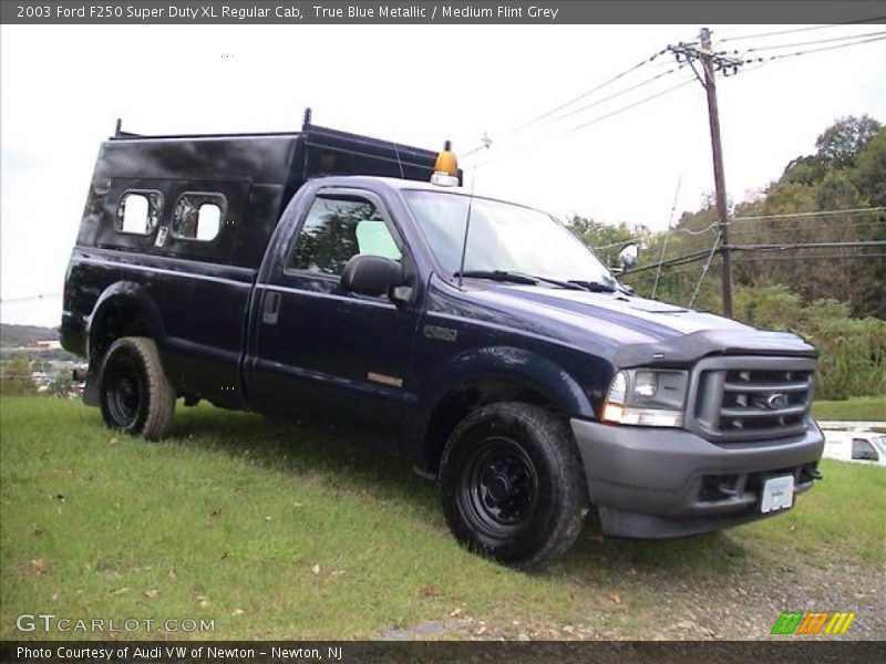 True Blue Metallic / Medium Flint Grey 2003 Ford F250 Super Duty XL Regular Cab