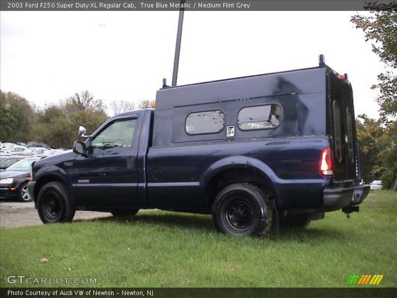 True Blue Metallic / Medium Flint Grey 2003 Ford F250 Super Duty XL Regular Cab