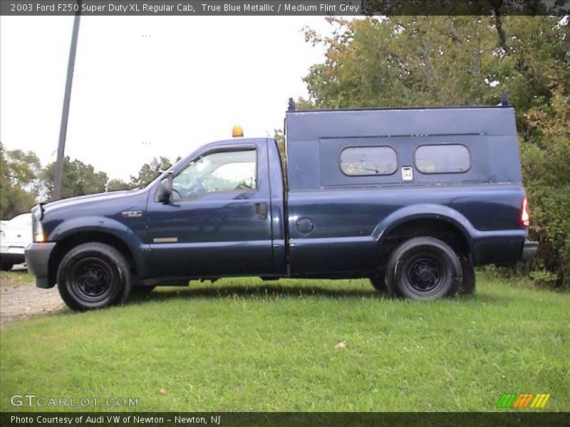 True Blue Metallic / Medium Flint Grey 2003 Ford F250 Super Duty XL Regular Cab