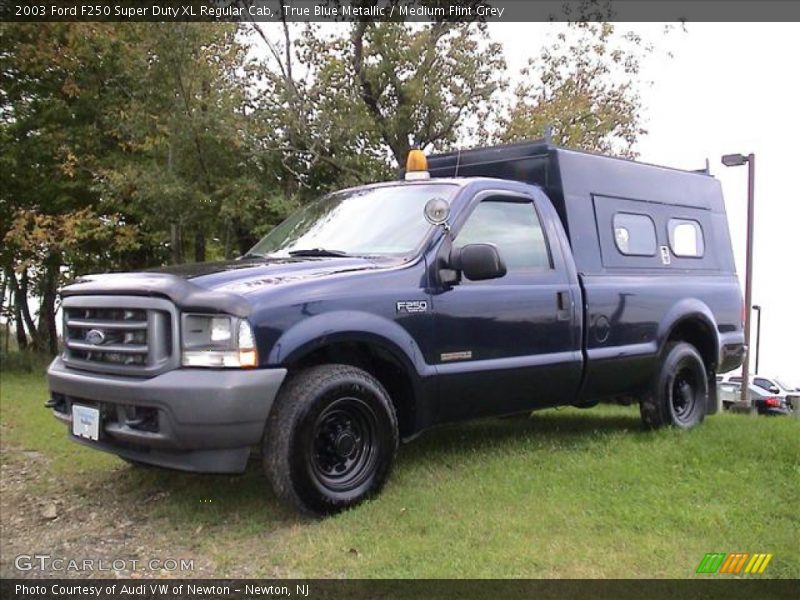 True Blue Metallic / Medium Flint Grey 2003 Ford F250 Super Duty XL Regular Cab