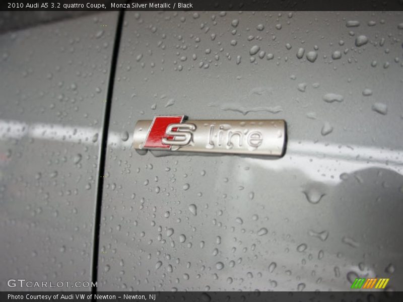  2010 A5 3.2 quattro Coupe Logo