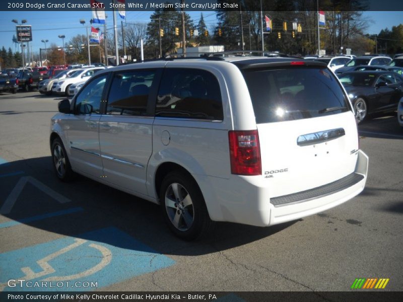 Stone White / Medium Slate Gray/Light Shale 2009 Dodge Grand Caravan SXT