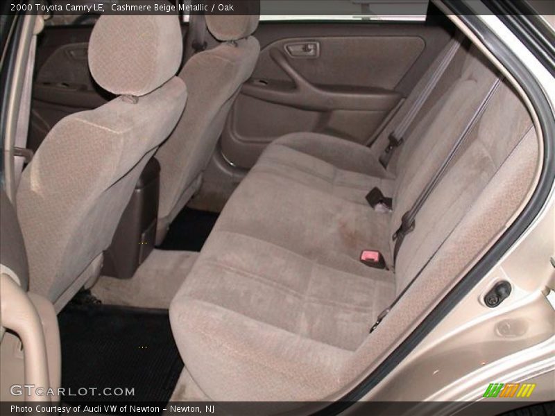 Cashmere Beige Metallic / Oak 2000 Toyota Camry LE