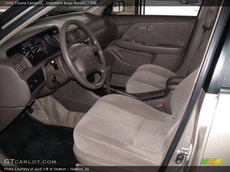 Cashmere Beige Metallic / Oak 2000 Toyota Camry LE