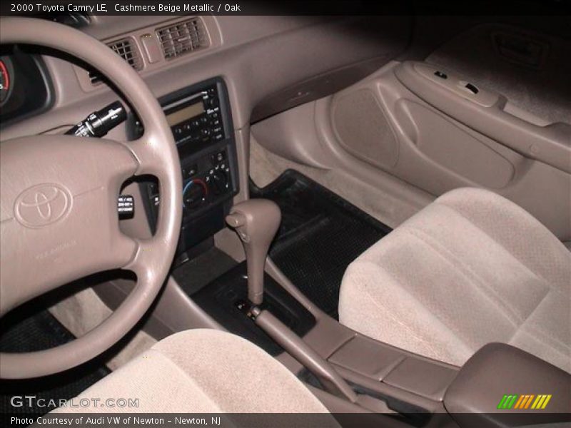 Cashmere Beige Metallic / Oak 2000 Toyota Camry LE