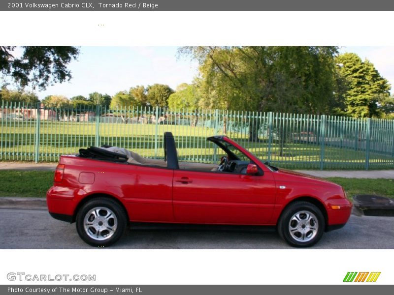 Tornado Red / Beige 2001 Volkswagen Cabrio GLX