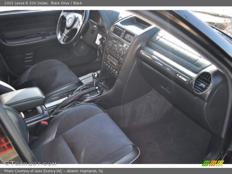 Black Onyx / Black 2003 Lexus IS 300 Sedan