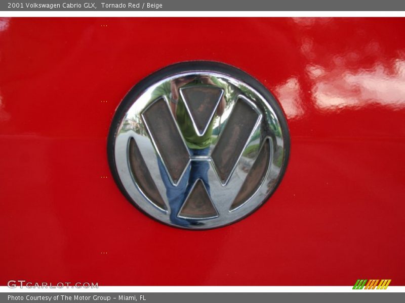 Tornado Red / Beige 2001 Volkswagen Cabrio GLX
