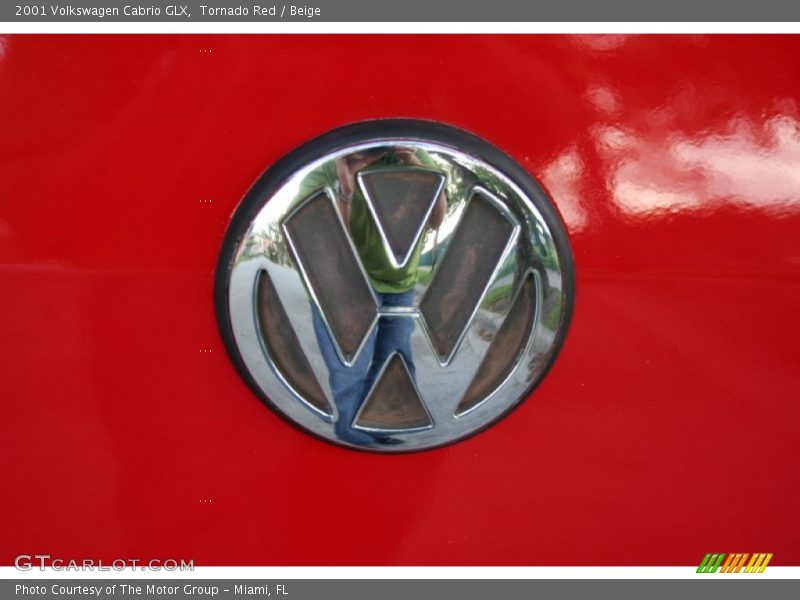 Tornado Red / Beige 2001 Volkswagen Cabrio GLX