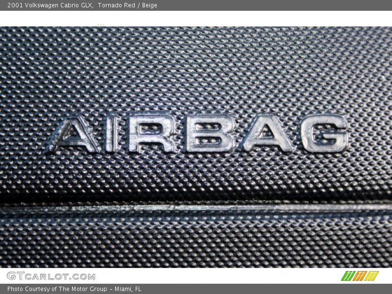 Tornado Red / Beige 2001 Volkswagen Cabrio GLX