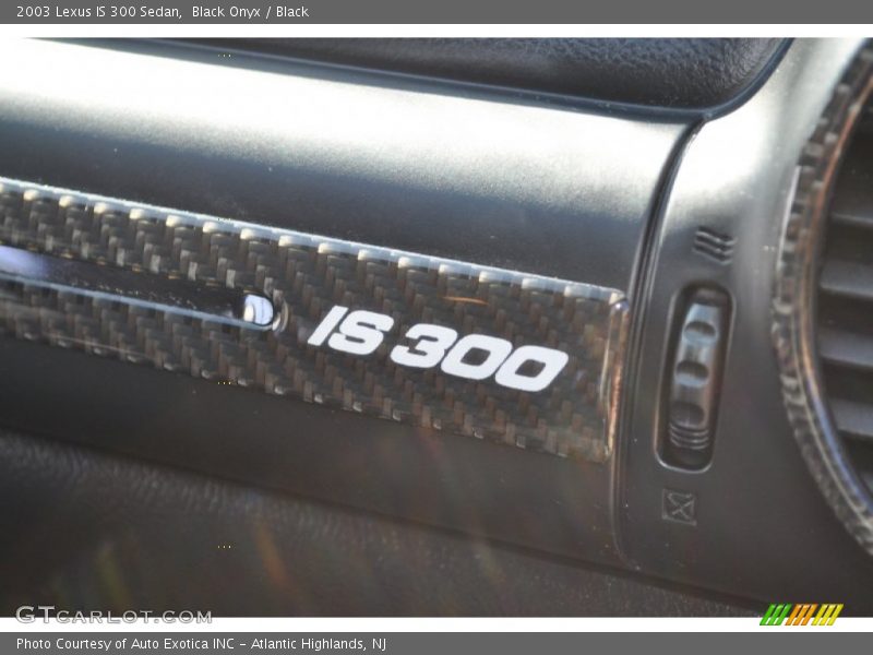  2003 IS 300 Sedan Logo