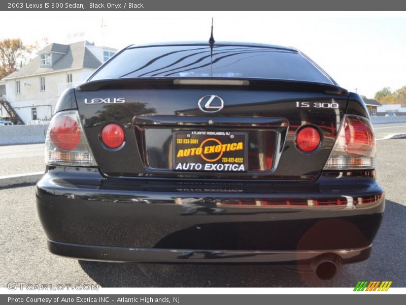 Black Onyx / Black 2003 Lexus IS 300 Sedan