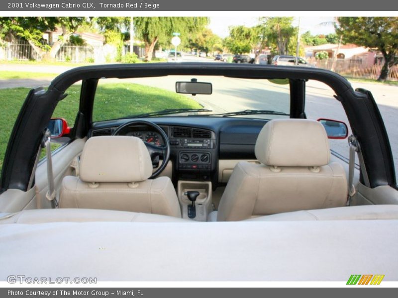 Tornado Red / Beige 2001 Volkswagen Cabrio GLX