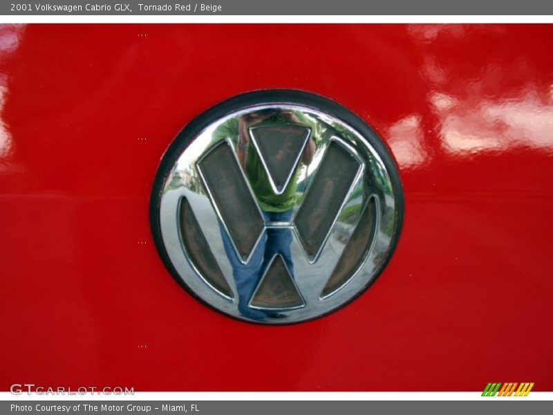 Tornado Red / Beige 2001 Volkswagen Cabrio GLX