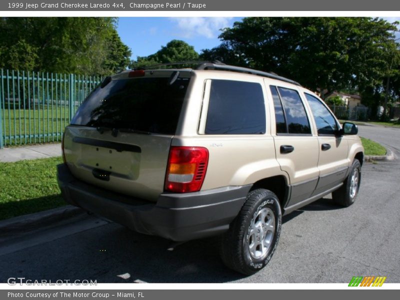 Champagne Pearl / Taupe 1999 Jeep Grand Cherokee Laredo 4x4