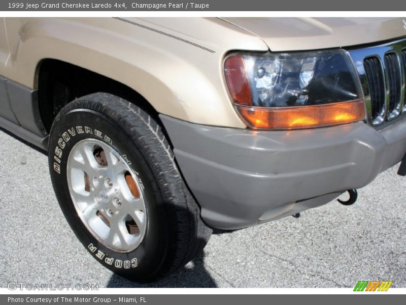 Champagne Pearl / Taupe 1999 Jeep Grand Cherokee Laredo 4x4