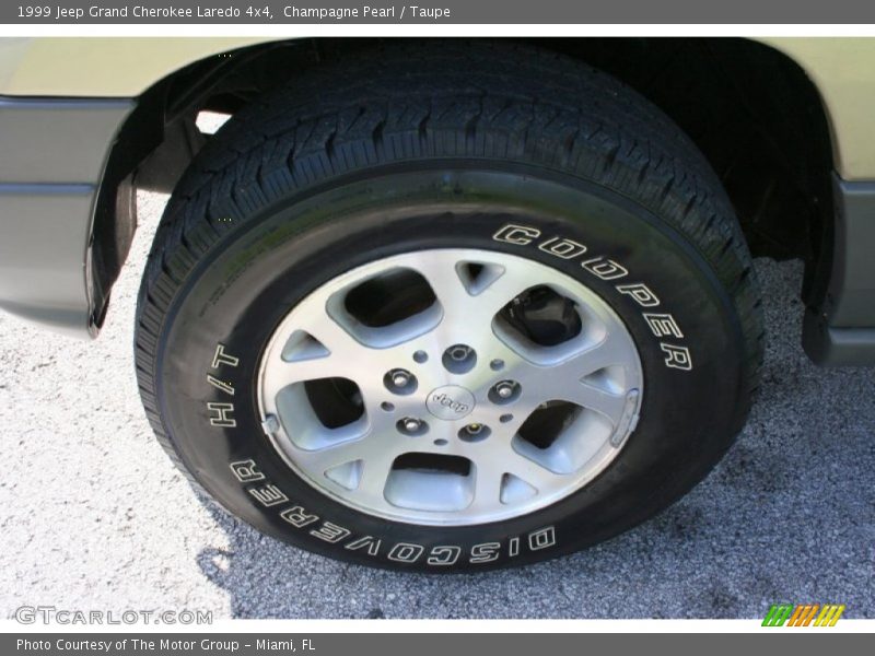 Champagne Pearl / Taupe 1999 Jeep Grand Cherokee Laredo 4x4