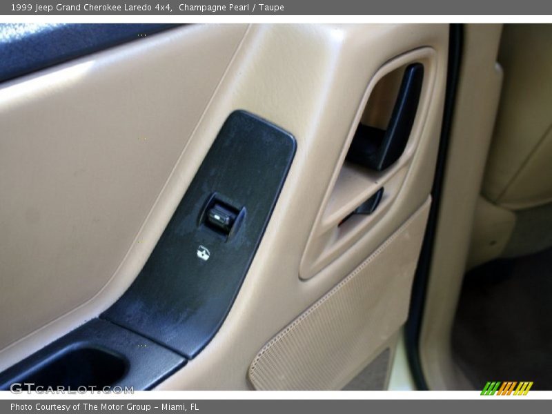 Champagne Pearl / Taupe 1999 Jeep Grand Cherokee Laredo 4x4