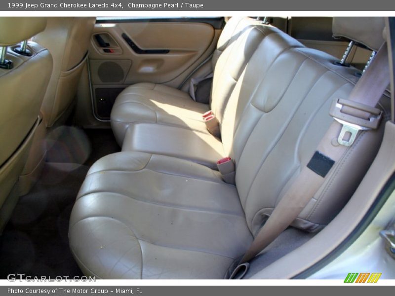 Champagne Pearl / Taupe 1999 Jeep Grand Cherokee Laredo 4x4