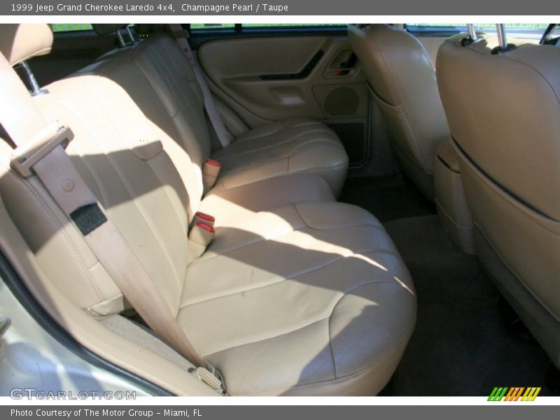 Champagne Pearl / Taupe 1999 Jeep Grand Cherokee Laredo 4x4