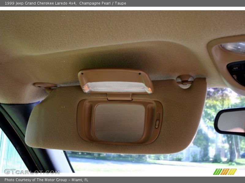Champagne Pearl / Taupe 1999 Jeep Grand Cherokee Laredo 4x4