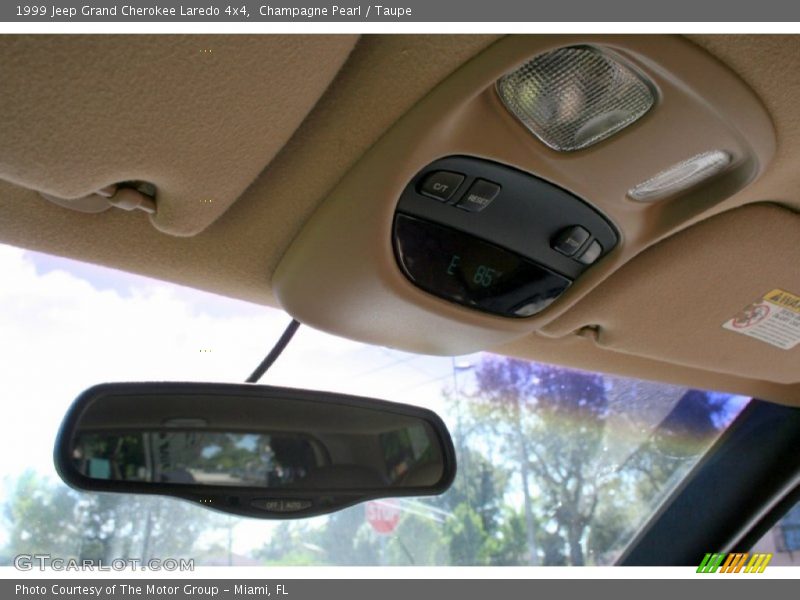 Champagne Pearl / Taupe 1999 Jeep Grand Cherokee Laredo 4x4