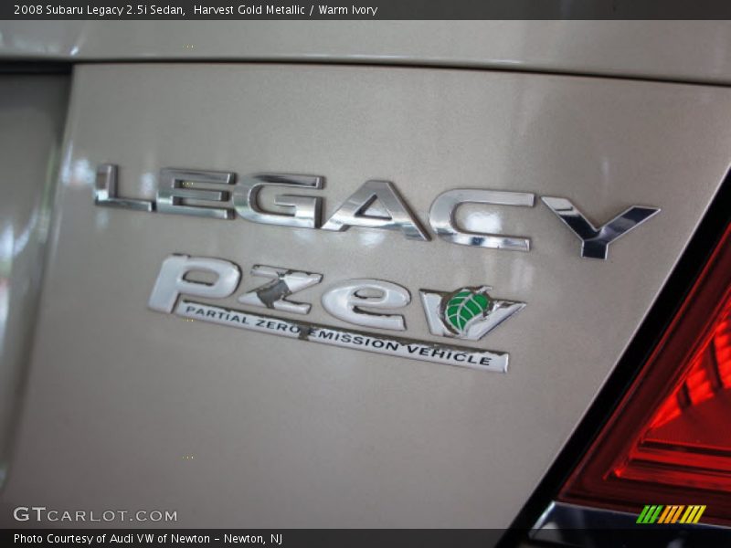 Harvest Gold Metallic / Warm Ivory 2008 Subaru Legacy 2.5i Sedan