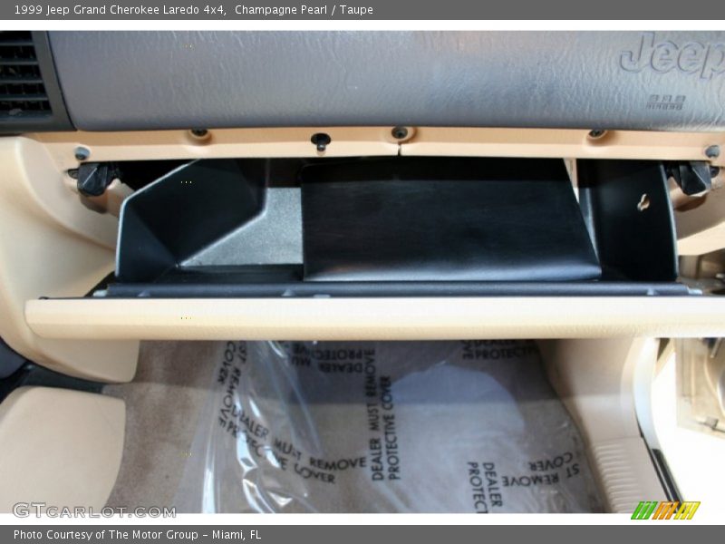 Champagne Pearl / Taupe 1999 Jeep Grand Cherokee Laredo 4x4