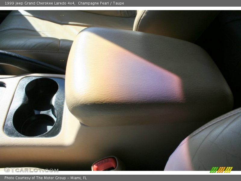 Champagne Pearl / Taupe 1999 Jeep Grand Cherokee Laredo 4x4
