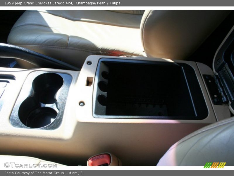 Champagne Pearl / Taupe 1999 Jeep Grand Cherokee Laredo 4x4