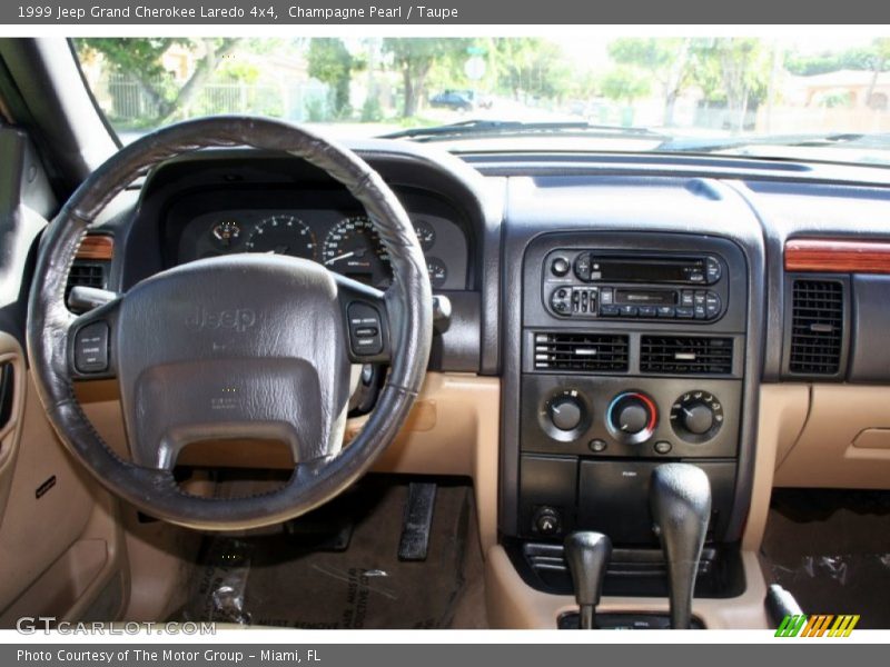 Champagne Pearl / Taupe 1999 Jeep Grand Cherokee Laredo 4x4
