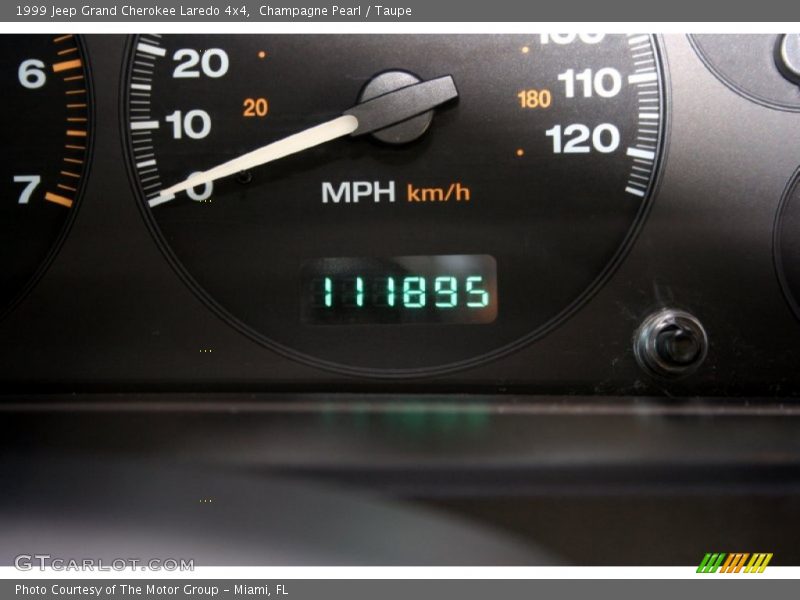 Champagne Pearl / Taupe 1999 Jeep Grand Cherokee Laredo 4x4