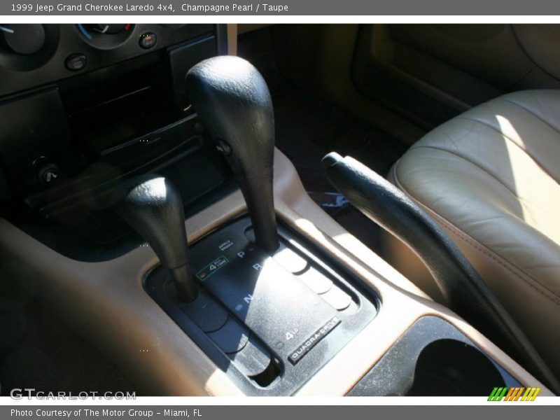 Champagne Pearl / Taupe 1999 Jeep Grand Cherokee Laredo 4x4
