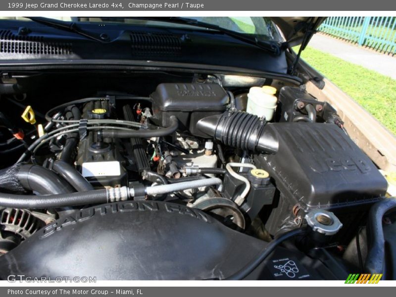 Champagne Pearl / Taupe 1999 Jeep Grand Cherokee Laredo 4x4