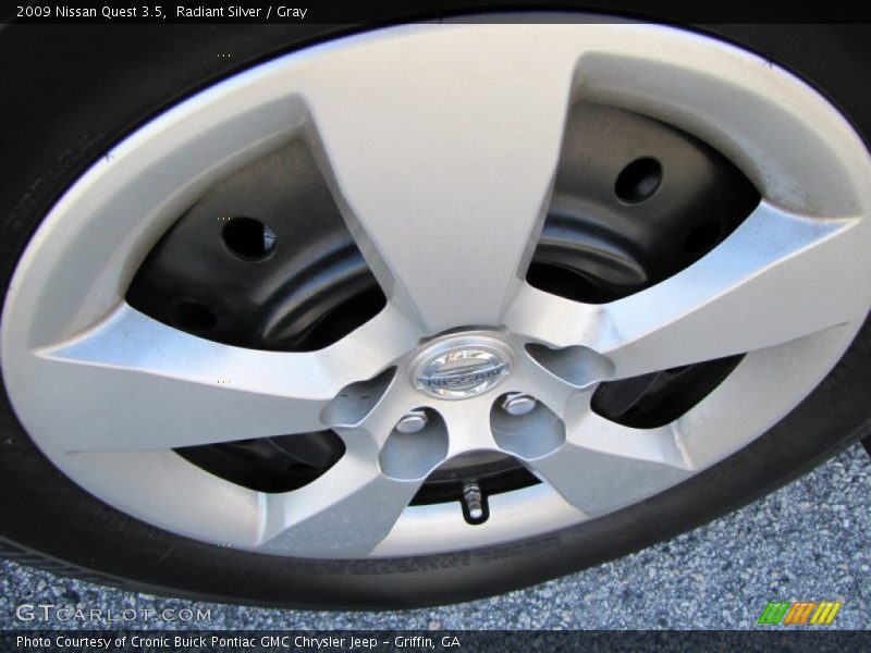 Radiant Silver / Gray 2009 Nissan Quest 3.5
