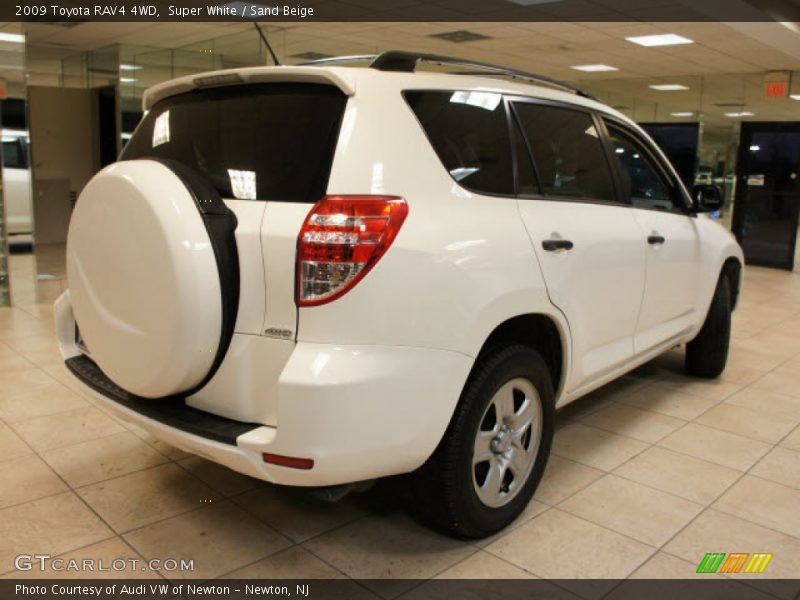 Super White / Sand Beige 2009 Toyota RAV4 4WD