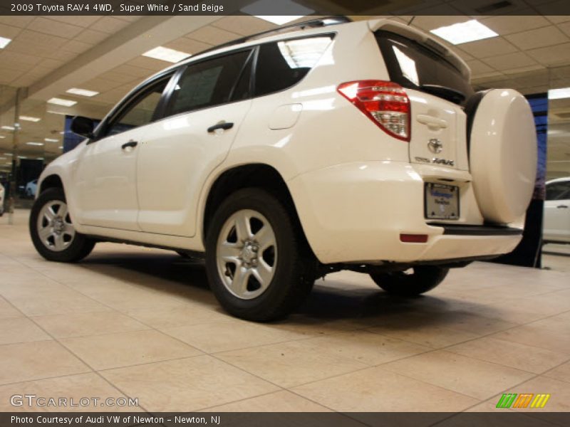 Super White / Sand Beige 2009 Toyota RAV4 4WD