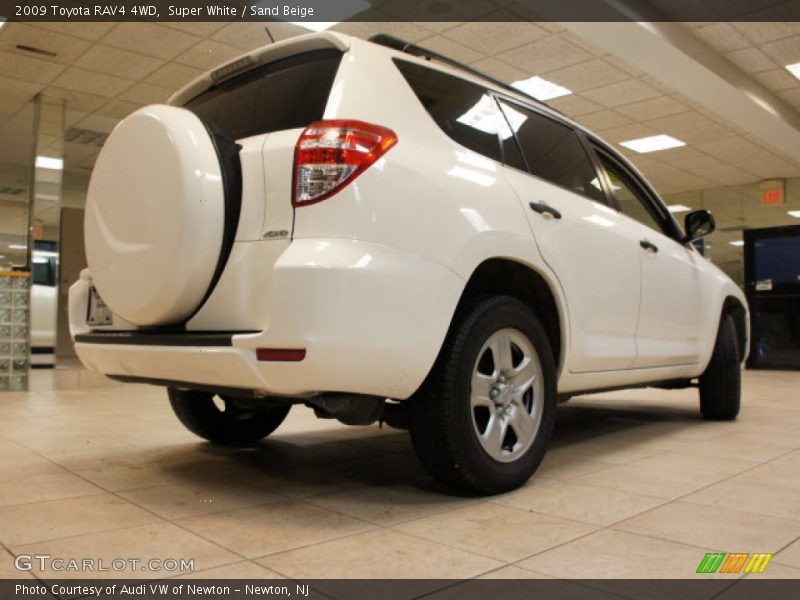 Super White / Sand Beige 2009 Toyota RAV4 4WD