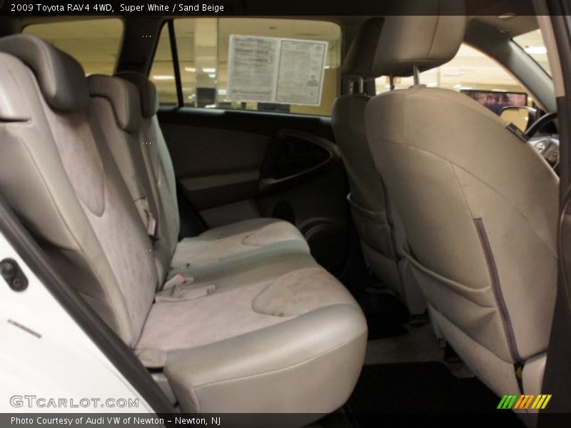 Super White / Sand Beige 2009 Toyota RAV4 4WD