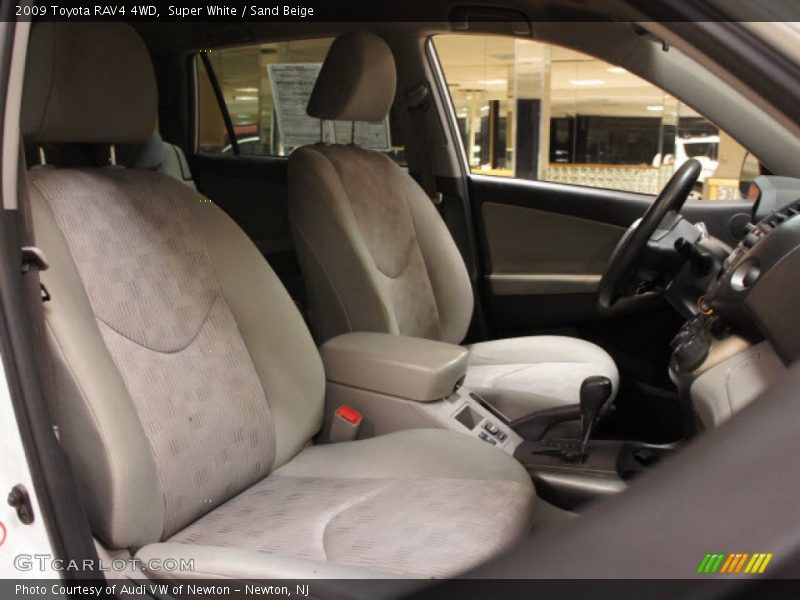 Super White / Sand Beige 2009 Toyota RAV4 4WD