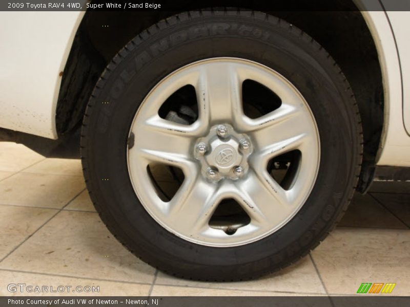 Super White / Sand Beige 2009 Toyota RAV4 4WD