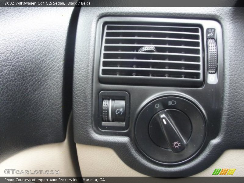 Black / Beige 2002 Volkswagen Golf GLS Sedan